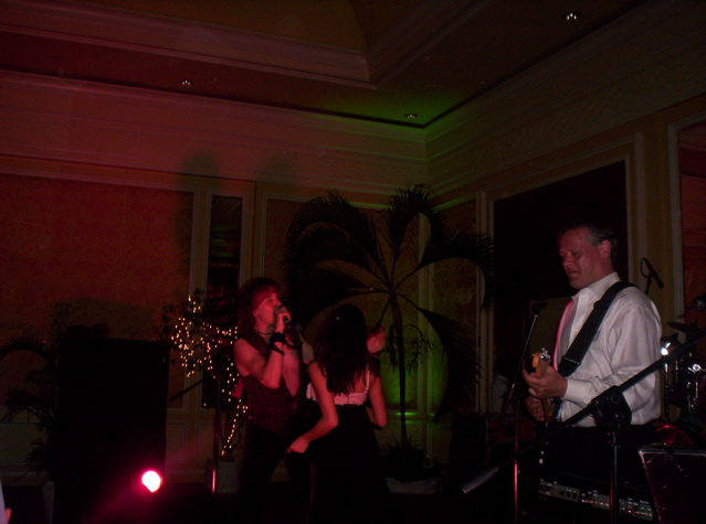 Danny Singing