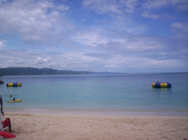 Dr. Cave Beach