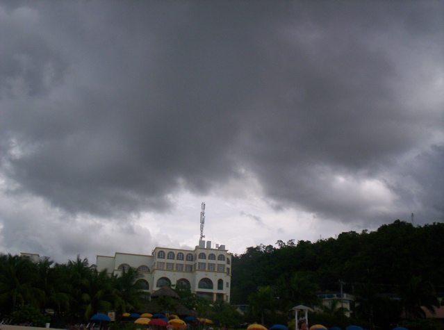 Dr Cave Storm in the sky